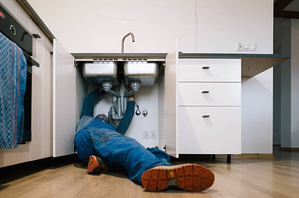 Professional Leak Detection technician working in Bellevue, KY